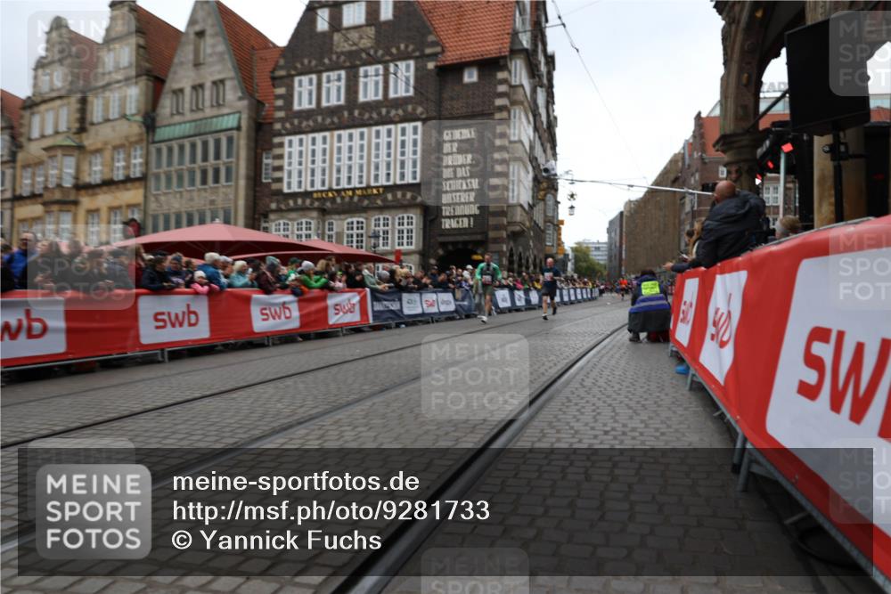 05.10.2025 - 20. swb-Marathon Bremen Yannick Fuchs http://msf.ph/oto/9281733 05.10.2025 12:55:30 Ziel 235, 474, 1443, 2132, 6444, 7883 meine-sportfotos.de