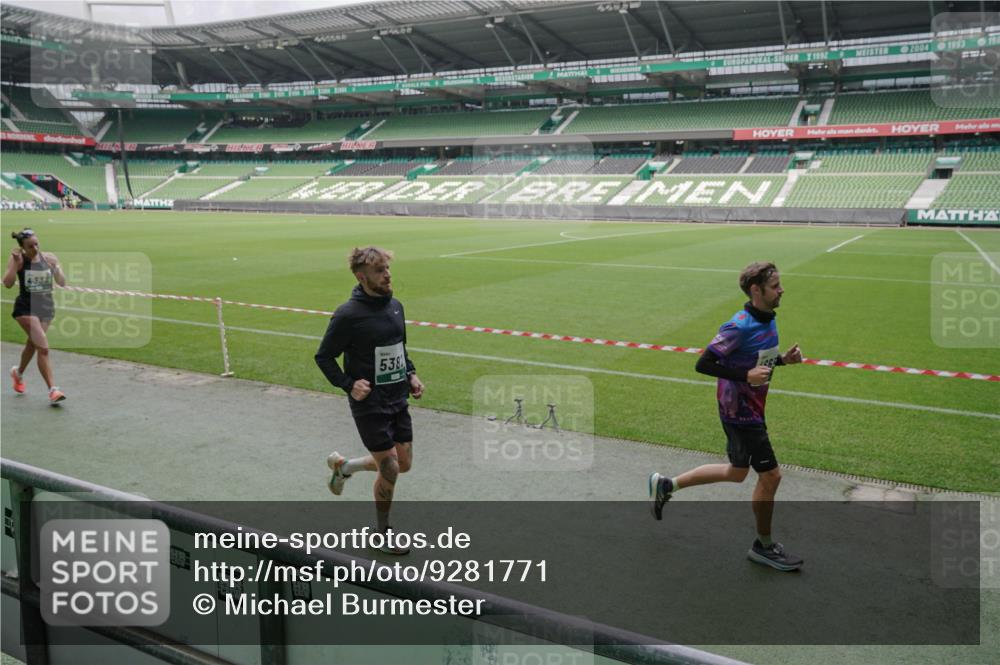 05.10.2025 - 20. swb-Marathon Bremen Michael Burmester http://msf.ph/oto/9281771 05.10.2025 13:05:21 Laufen im Stadion 190, 199, 406, 520, 611, 678, 712, 804, 817, 858, 924, 1061, 1132, 1147, 1228, 1404, 1455, 1480, 1545, 1610, 1702, 1746, 1765, 1834, 1840, 1867, 1990, 2009, 2058, 2187, 2190, 2198, 2437, 2536, 2584, 2604, 2785, 2802, 2901, 2902, 2935, 3008, 3025, 3049, 3216, 3317, 3378, 3380, 3413, 3445, 3450, 3479, 3561, 3799, 3809, 3837, 4055, 4187, 4207, 4241, 4326, 4332, 4376, 4563, 4634, 4665, 4671, 4676, 4831, 4838, 4855, 4892, 4904, 5176, 5286, 5295, 5362, 5382, 5614, 5824, 5904, 6283 meine-sportfotos.de