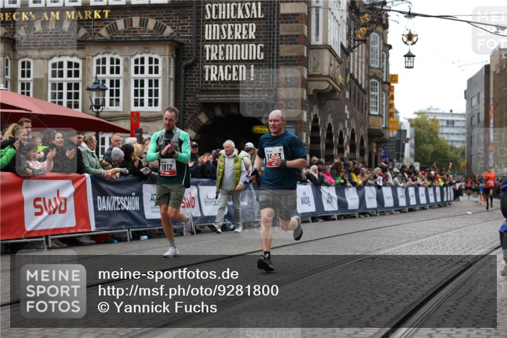 05.10.2025 - 20. swb-Marathon Bremen Yannick Fuchs http://msf.ph/oto/9281800 05.10.2025 12:55:31 Ziel 235, 474, 1443, 1912, 2132, 6444 meine-sportfotos.de