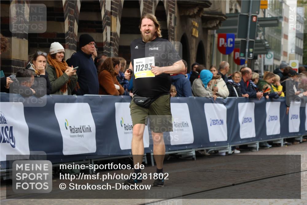 05.10.2025 - 20. swb-Marathon Bremen Strokosch-Dieckow http://msf.ph/oto/9281802 05.10.2025 11:15:10 Ziel 10647, 10984, 11293, 11635 meine-sportfotos.de