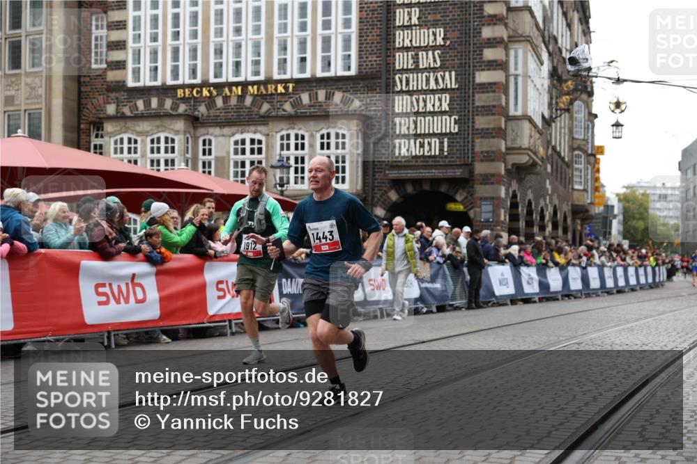 05.10.2025 - 20. swb-Marathon Bremen Yannick Fuchs http://msf.ph/oto/9281827 05.10.2025 12:55:32 Ziel 474, 1443, 1912, 2132, 6444 meine-sportfotos.de