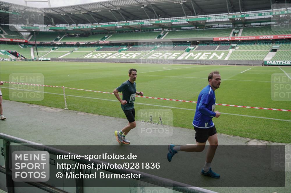 05.10.2025 - 20. swb-Marathon Bremen Michael Burmester http://msf.ph/oto/9281836 05.10.2025 13:05:27 Laufen im Stadion 190, 199, 406, 520, 611, 678, 712, 804, 817, 858, 924, 1061, 1132, 1147, 1228, 1404, 1455, 1480, 1545, 1610, 1702, 1746, 1765, 1840, 1867, 1990, 2009, 2058, 2187, 2190, 2198, 2437, 2536, 2584, 2604, 2785, 2802, 2902, 2935, 3008, 3025, 3049, 3216, 3317, 3378, 3380, 3413, 3445, 3450, 3479, 3561, 3799, 3809, 3837, 3853, 4055, 4187, 4207, 4241, 4326, 4332, 4376, 4563, 4641, 4665, 4671, 4676, 4831, 4855, 4892, 4904, 4983, 5176, 5286, 5295, 5362, 5382, 5614, 5824, 5904, 6283 meine-sportfotos.de