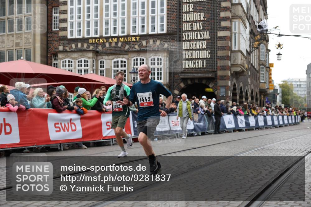 05.10.2025 - 20. swb-Marathon Bremen Yannick Fuchs http://msf.ph/oto/9281837 05.10.2025 12:55:32 Ziel 474, 1443, 1912, 2132, 6444 meine-sportfotos.de