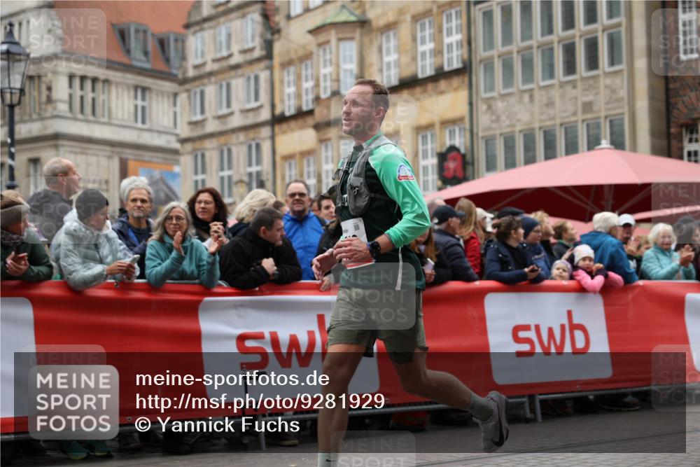 05.10.2025 - 20. swb-Marathon Bremen Yannick Fuchs http://msf.ph/oto/9281929 05.10.2025 12:55:33 Ziel 474, 1443, 1912, 2132, 6444 meine-sportfotos.de