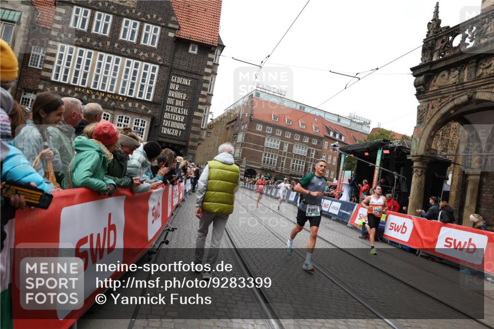05.10.2025 - 20. swb-Marathon Bremen Yannick Fuchs http://msf.ph/oto/9283399 05.10.2025 13:00:15 Ziel 198, 689, 2186, 4422, 6996, 8030 meine-sportfotos.de