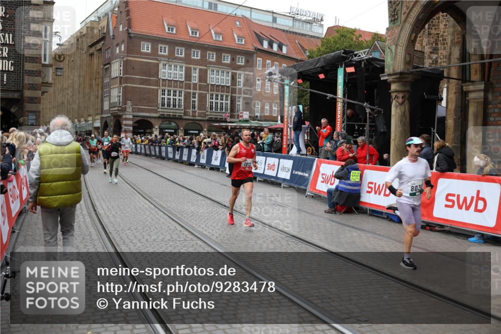 05.10.2025 - 20. swb-Marathon Bremen Yannick Fuchs http://msf.ph/oto/9283478 05.10.2025 13:00:17 Ziel 198, 689, 1812, 2186, 4422, 6996, 8030 meine-sportfotos.de
