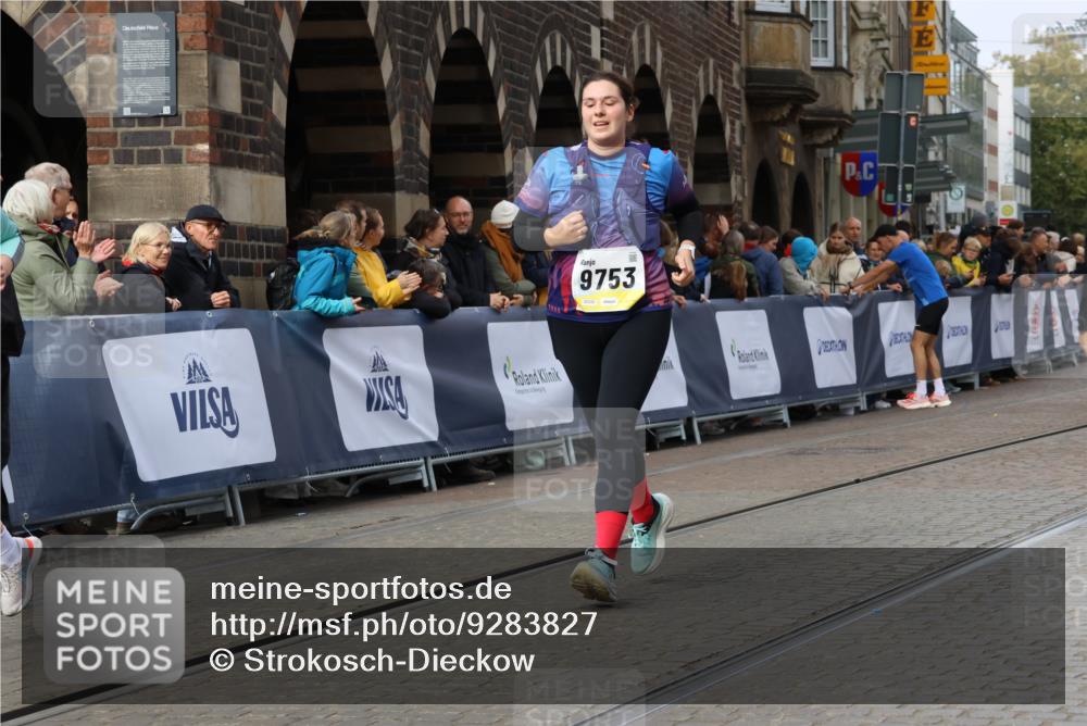 05.10.2025 - 20. swb-Marathon Bremen Strokosch-Dieckow http://msf.ph/oto/9283827 05.10.2025 11:16:39 Ziel 9301, 9753, 11020, 11182, 11438 meine-sportfotos.de