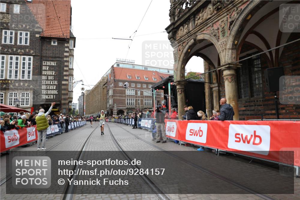 05.10.2025 - 20. swb-Marathon Bremen Yannick Fuchs http://msf.ph/oto/9284157 05.10.2025 13:00:53 Ziel 965, 3251, 3982, 5014, 7099, 7373 meine-sportfotos.de