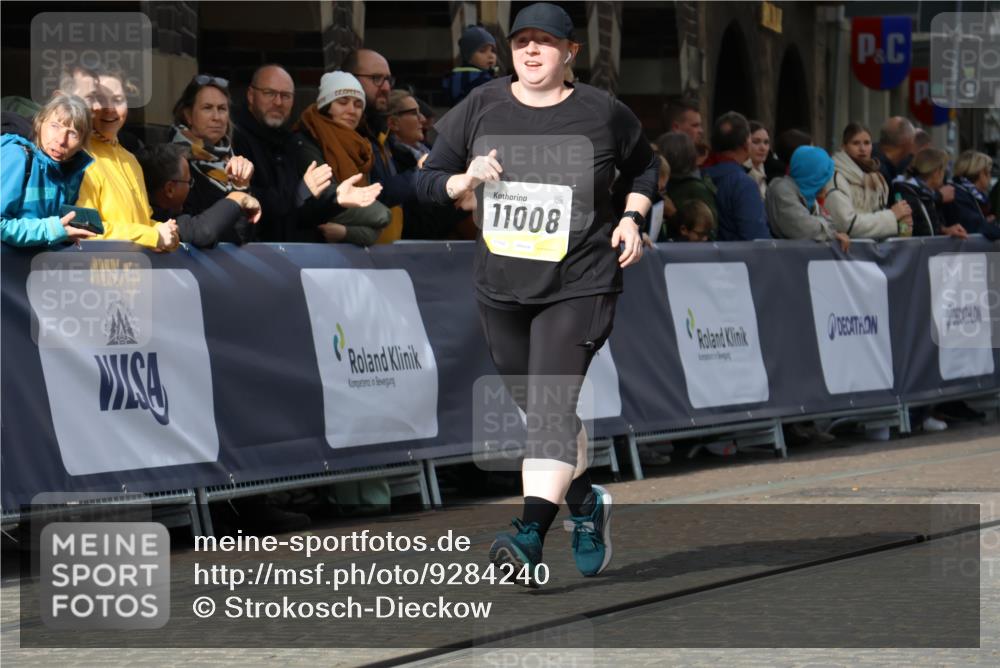 05.10.2025 - 20. swb-Marathon Bremen Strokosch-Dieckow http://msf.ph/oto/9284240 05.10.2025 11:17:17 Ziel 11008 meine-sportfotos.de