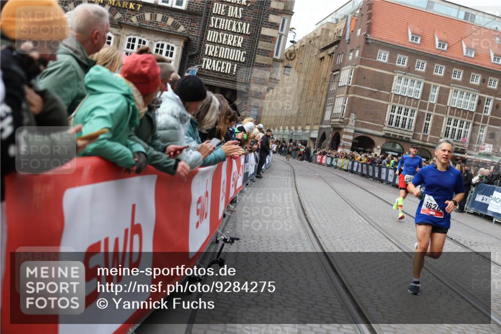 05.10.2025 - 20. swb-Marathon Bremen Yannick Fuchs http://msf.ph/oto/9284275 05.10.2025 13:01:26 Ziel 1626, 2666, 2719, 3150, 3342, 3807, 6150, 7525, 8747 meine-sportfotos.de