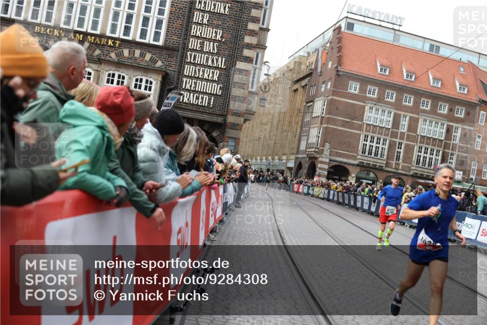05.10.2025 - 20. swb-Marathon Bremen Yannick Fuchs http://msf.ph/oto/9284308 05.10.2025 13:01:27 Ziel 1626, 2666, 2719, 3150, 3342, 3807, 5132, 6150, 7525 meine-sportfotos.de