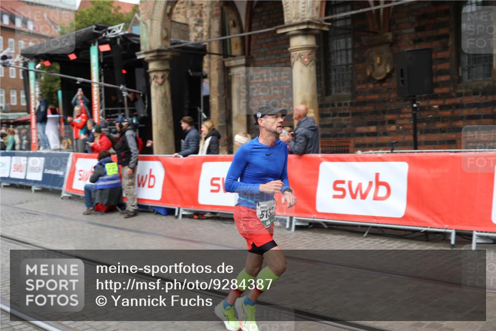 05.10.2025 - 20. swb-Marathon Bremen Yannick Fuchs http://msf.ph/oto/9284387 05.10.2025 13:01:29 Ziel 1626, 2666, 3150, 3807, 5132, 6150 meine-sportfotos.de