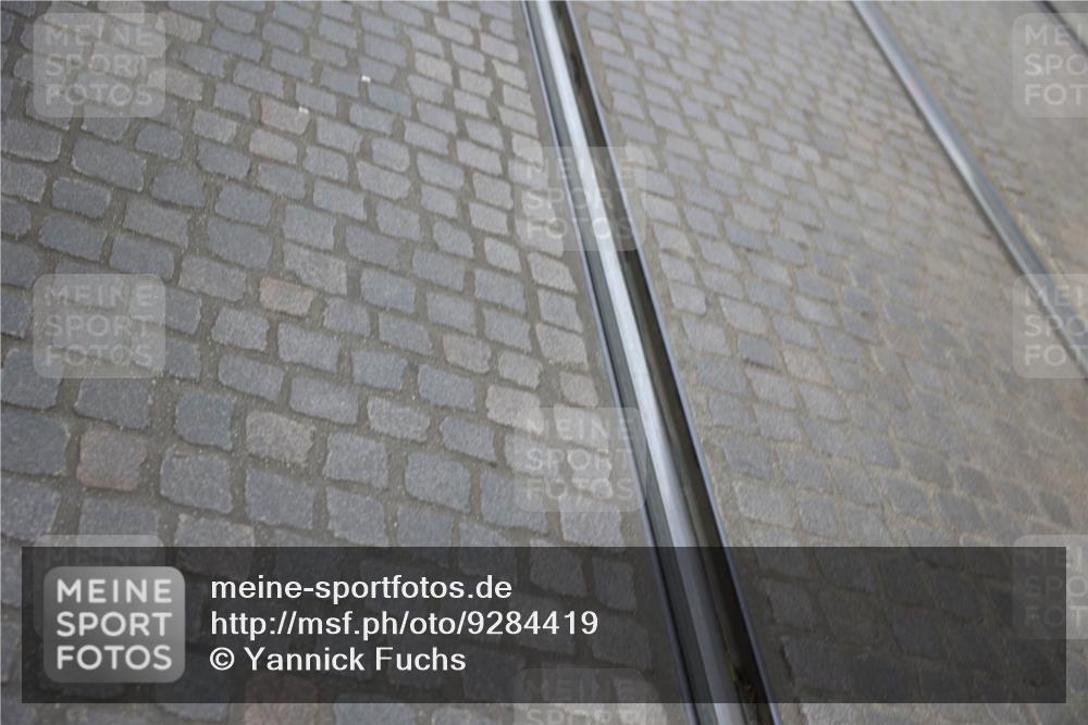 05.10.2025 - 20. swb-Marathon Bremen Yannick Fuchs http://msf.ph/oto/9284419 05.10.2025 13:01:30 Ziel 1626, 3807, 5132, 6150 meine-sportfotos.de