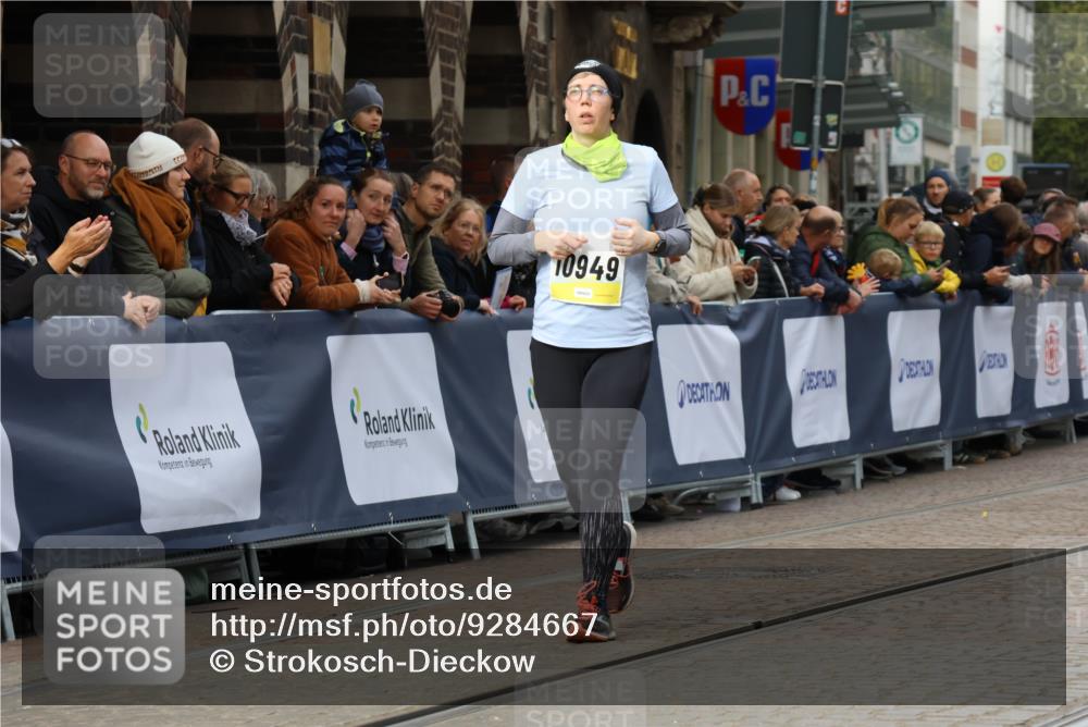 05.10.2025 - 20. swb-Marathon Bremen Strokosch-Dieckow http://msf.ph/oto/9284667 05.10.2025 11:17:52 Ziel 10949 meine-sportfotos.de