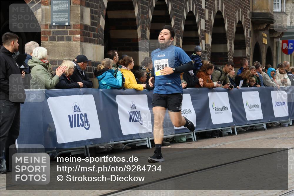 05.10.2025 - 20. swb-Marathon Bremen Strokosch-Dieckow http://msf.ph/oto/9284734 05.10.2025 11:18:02 Ziel 10808, 11082 meine-sportfotos.de