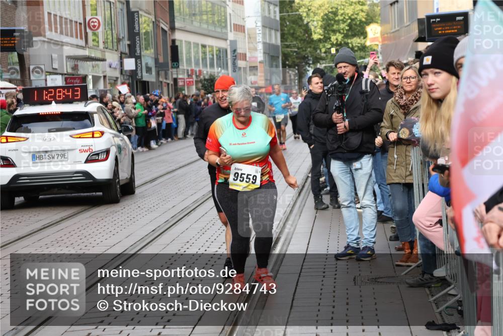 05.10.2025 - 20. swb-Marathon Bremen Strokosch-Dieckow http://msf.ph/oto/9284743 05.10.2025 11:28:42 Ziel 7174, 9559, 10579, 11313, 11314, 7174, 9559, 10579, 11313, 11314 meine-sportfotos.de