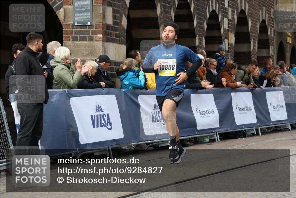 05.10.2025 - 20. swb-Marathon Bremen Strokosch-Dieckow http://msf.ph/oto/9284827 05.10.2025 11:18:02 Ziel 10808, 11082 meine-sportfotos.de