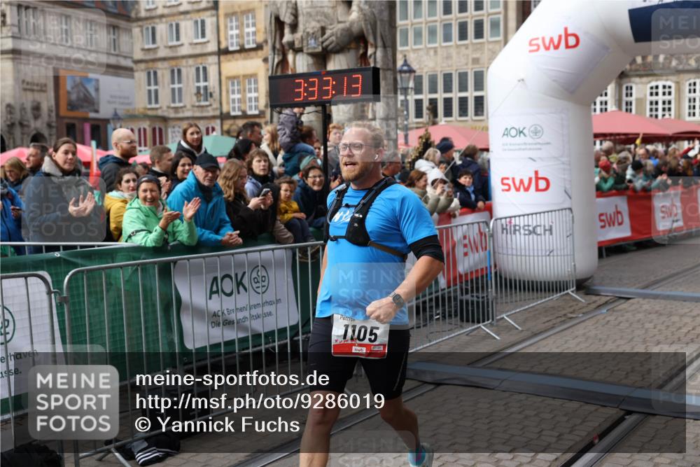 05.10.2025 - 20. swb-Marathon Bremen Yannick Fuchs http://msf.ph/oto/9286019 05.10.2025 13:04:02 Ziel 506, 1105, 3061, 3084, 4215, 5786 meine-sportfotos.de