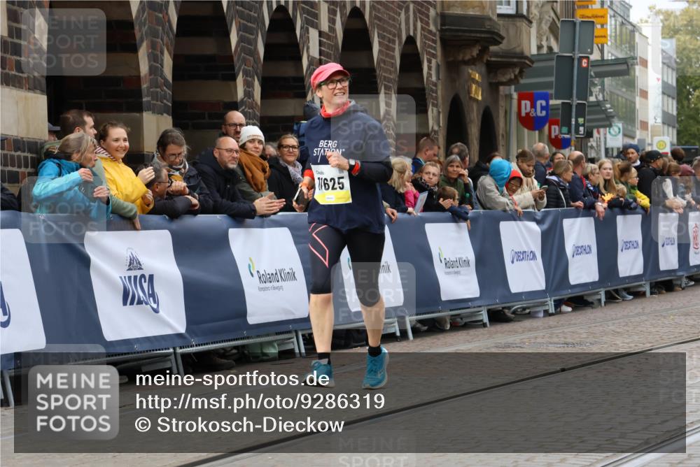 05.10.2025 - 20. swb-Marathon Bremen Strokosch-Dieckow http://msf.ph/oto/9286319 05.10.2025 11:18:57 Ziel 9691, 11625 meine-sportfotos.de