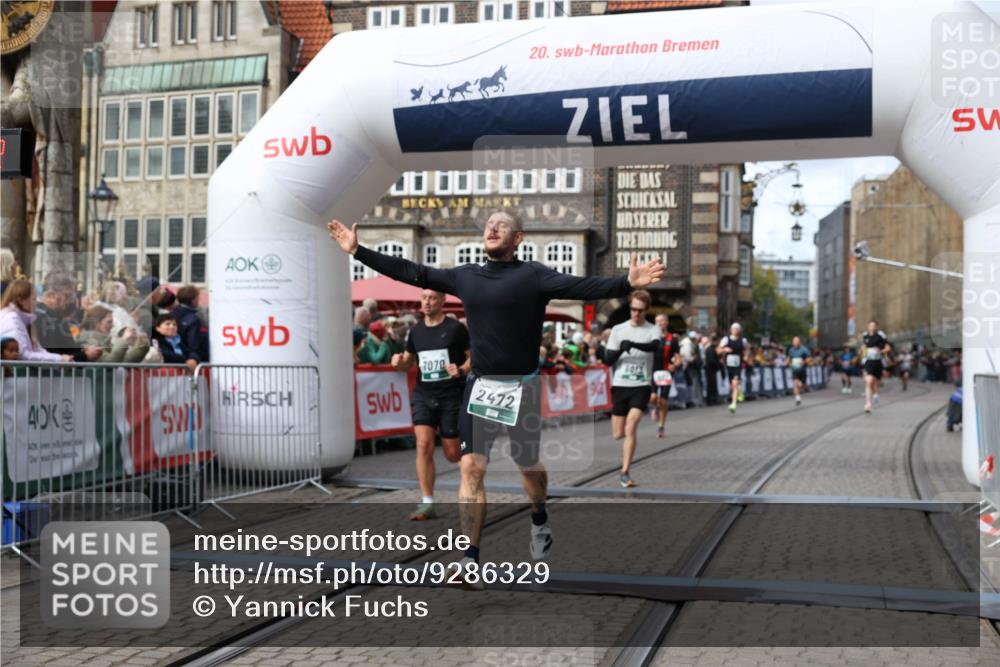 05.10.2025 - 20. swb-Marathon Bremen Yannick Fuchs http://msf.ph/oto/9286329 05.10.2025 13:04:11 Ziel 1652, 2472, 4215, 5786, 7070, 8013 meine-sportfotos.de