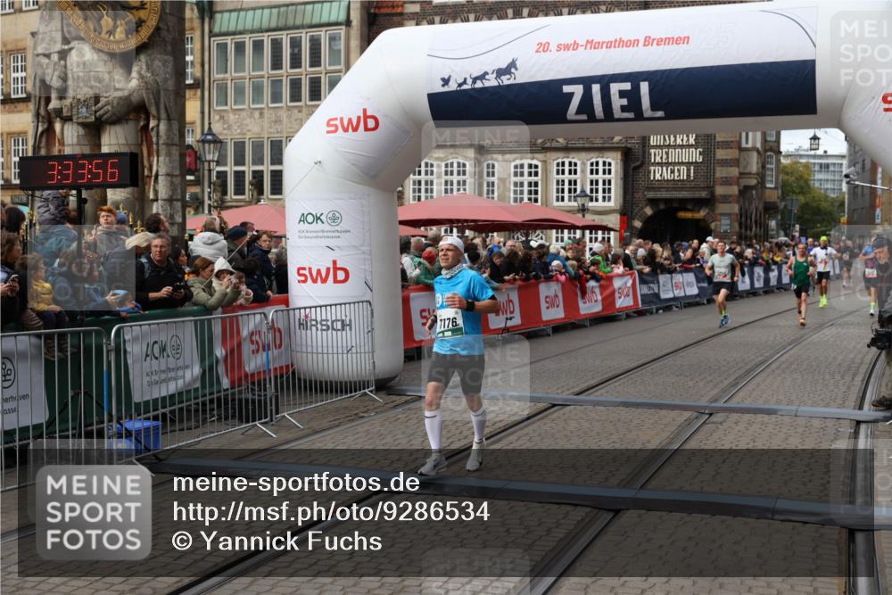 05.10.2025 - 20. swb-Marathon Bremen Yannick Fuchs http://msf.ph/oto/9286534 05.10.2025 13:04:45 Ziel 1265, 4966, 5656, 7176 meine-sportfotos.de