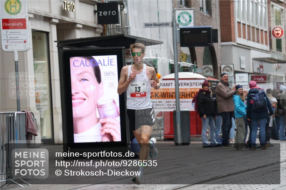 05.10.2025 - 20. swb-Marathon Bremen Strokosch-Dieckow http://msf.ph/oto/9286535 05.10.2025 12:15:47 Ziel 13, 13 meine-sportfotos.de