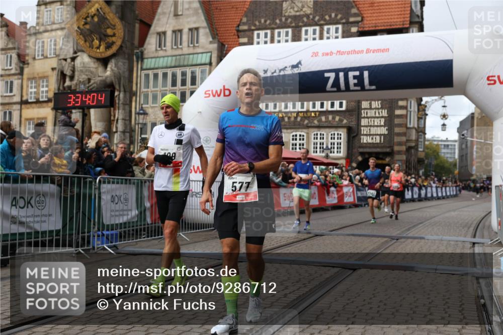 05.10.2025 - 20. swb-Marathon Bremen Yannick Fuchs http://msf.ph/oto/9286712 05.10.2025 13:04:54 Ziel 109, 577, 1265, 2057, 2188, 4966, 6463 meine-sportfotos.de