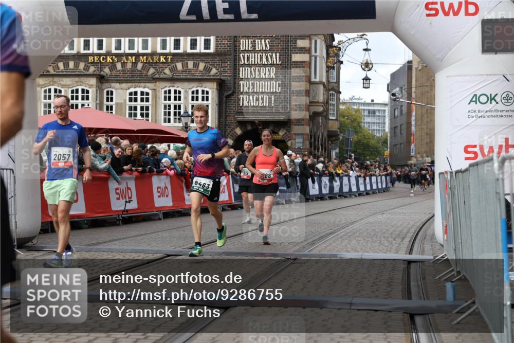 05.10.2025 - 20. swb-Marathon Bremen Yannick Fuchs http://msf.ph/oto/9286755 05.10.2025 13:04:55 Ziel 109, 577, 819, 1265, 2057, 2188, 4966, 6463 meine-sportfotos.de