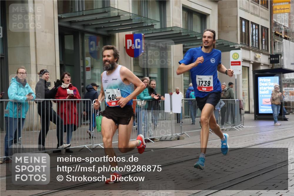 05.10.2025 - 20. swb-Marathon Bremen Strokosch-Dieckow http://msf.ph/oto/9286875 05.10.2025 12:17:40 Ziel 404, 1739, 404, 1739 meine-sportfotos.de