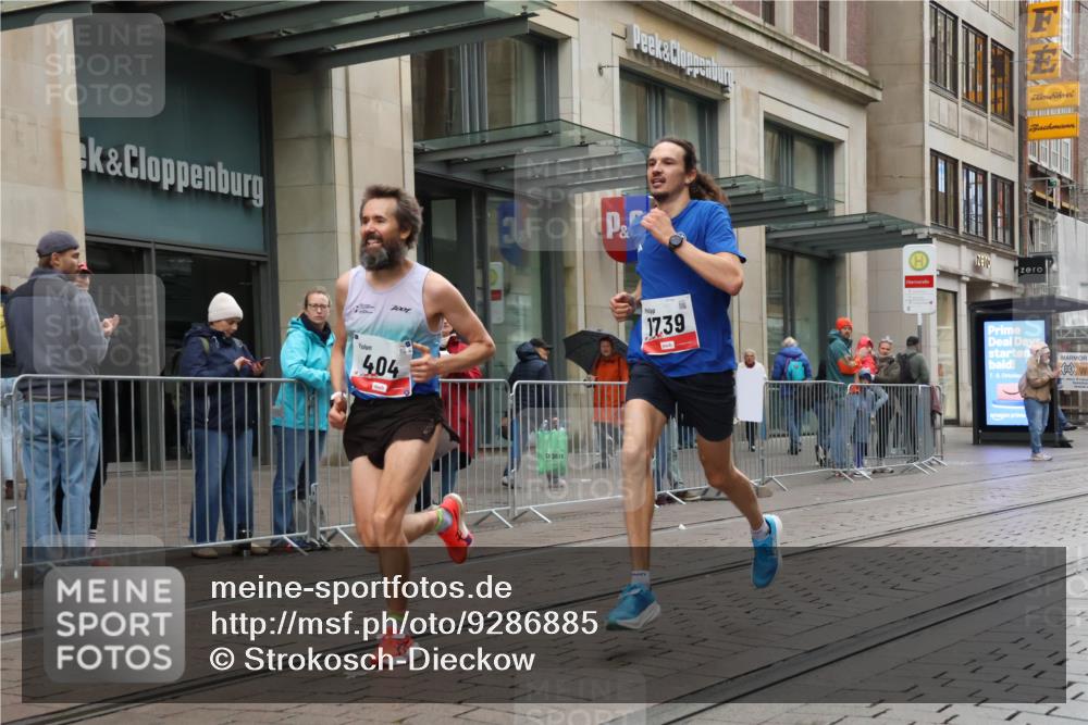 05.10.2025 - 20. swb-Marathon Bremen Strokosch-Dieckow http://msf.ph/oto/9286885 05.10.2025 12:17:40 Ziel 404, 1739, 404, 1739 meine-sportfotos.de