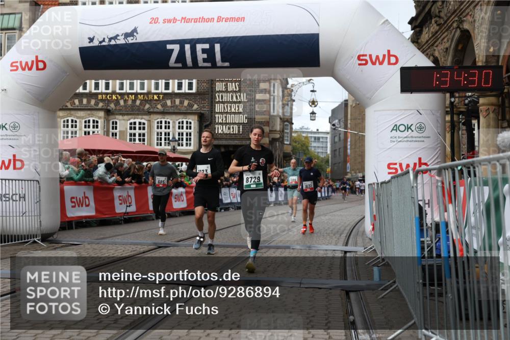 05.10.2025 - 20. swb-Marathon Bremen Yannick Fuchs http://msf.ph/oto/9286894 05.10.2025 13:05:10 Ziel 548, 685, 1123, 1196, 1631, 8729 meine-sportfotos.de