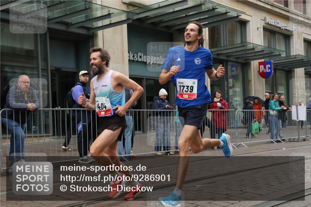 05.10.2025 - 20. swb-Marathon Bremen Strokosch-Dieckow http://msf.ph/oto/9286901 05.10.2025 12:17:40 Ziel 404, 1739, 404, 1739 meine-sportfotos.de