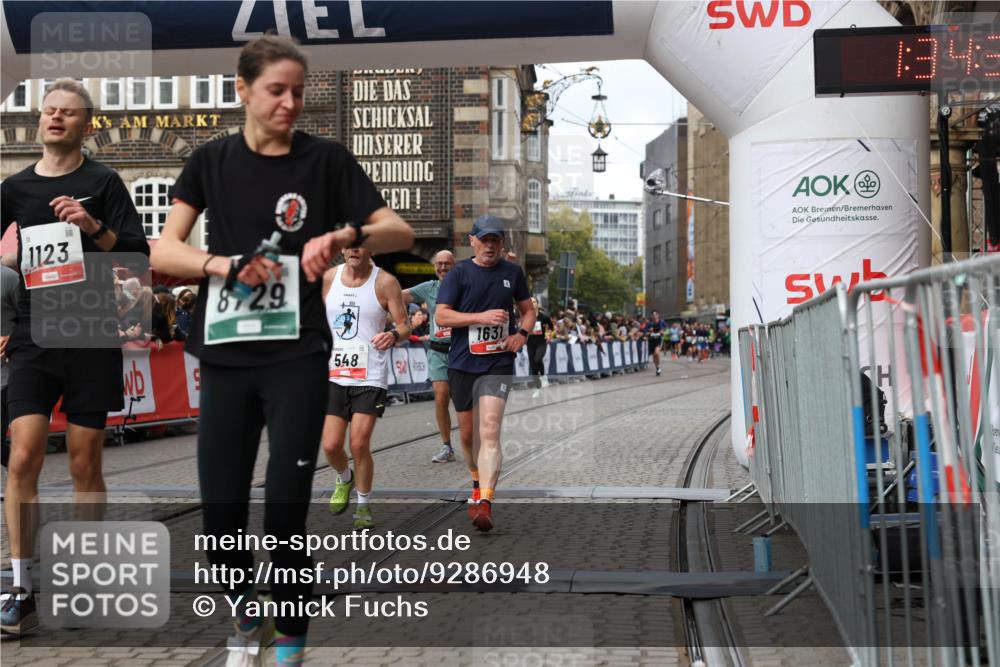 05.10.2025 - 20. swb-Marathon Bremen Yannick Fuchs http://msf.ph/oto/9286948 05.10.2025 13:05:12 Ziel 548, 685, 1123, 1196, 1631, 8729 meine-sportfotos.de