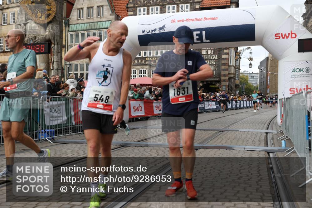05.10.2025 - 20. swb-Marathon Bremen Yannick Fuchs http://msf.ph/oto/9286953 05.10.2025 13:05:18 Ziel 548, 685, 917, 1196, 1631 meine-sportfotos.de