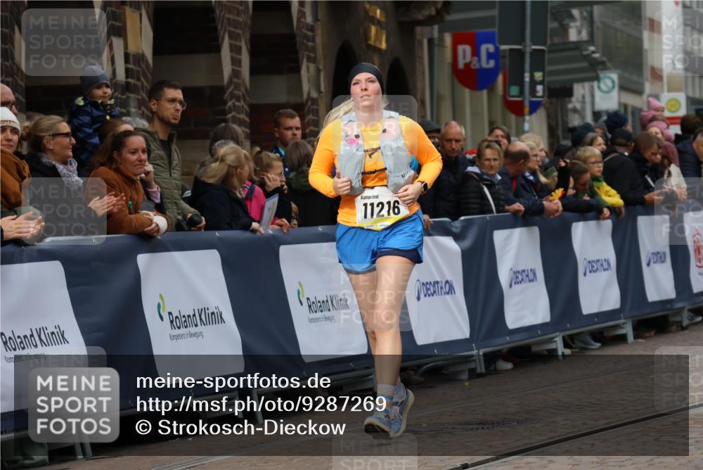 05.10.2025 - 20. swb-Marathon Bremen Strokosch-Dieckow http://msf.ph/oto/9287269 05.10.2025 11:19:52 Ziel 11216 meine-sportfotos.de