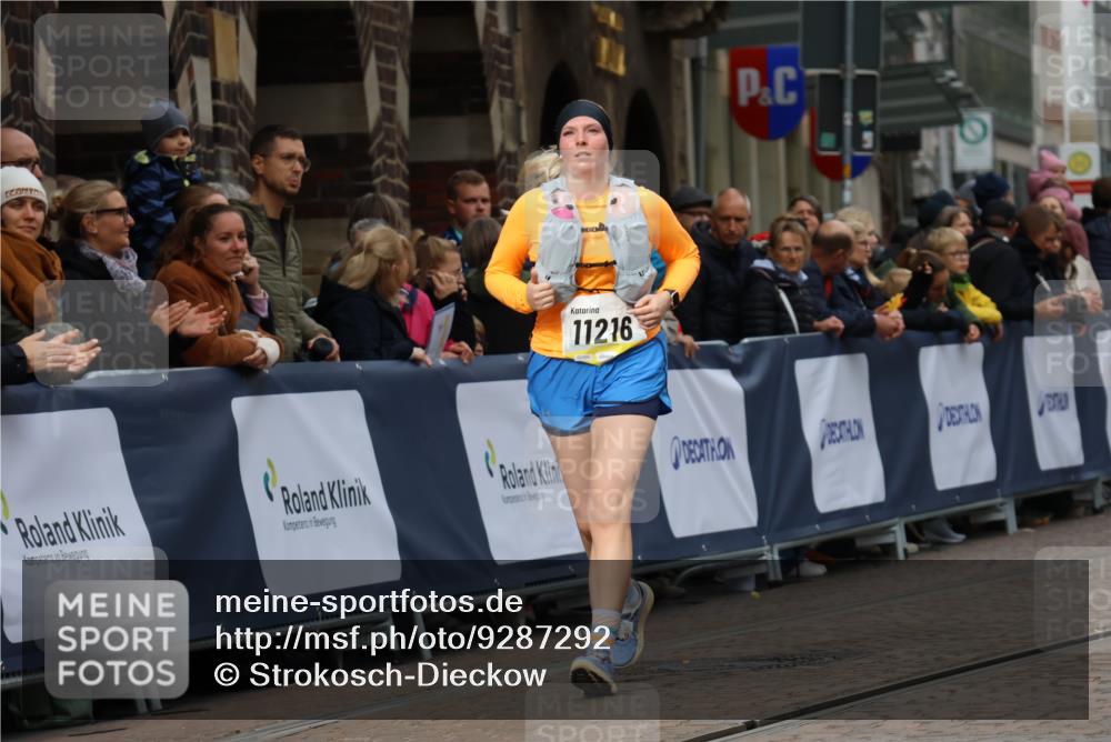 05.10.2025 - 20. swb-Marathon Bremen Strokosch-Dieckow http://msf.ph/oto/9287292 05.10.2025 11:19:52 Ziel 11216 meine-sportfotos.de