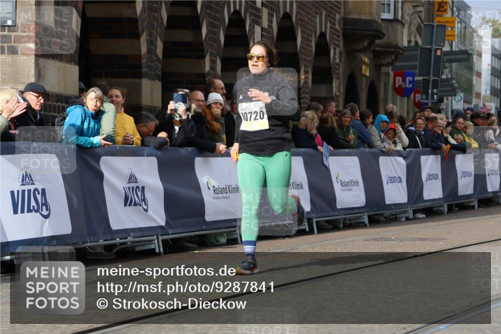 05.10.2025 - 20. swb-Marathon Bremen Strokosch-Dieckow http://msf.ph/oto/9287841 05.10.2025 11:20:40 Ziel 10720 meine-sportfotos.de