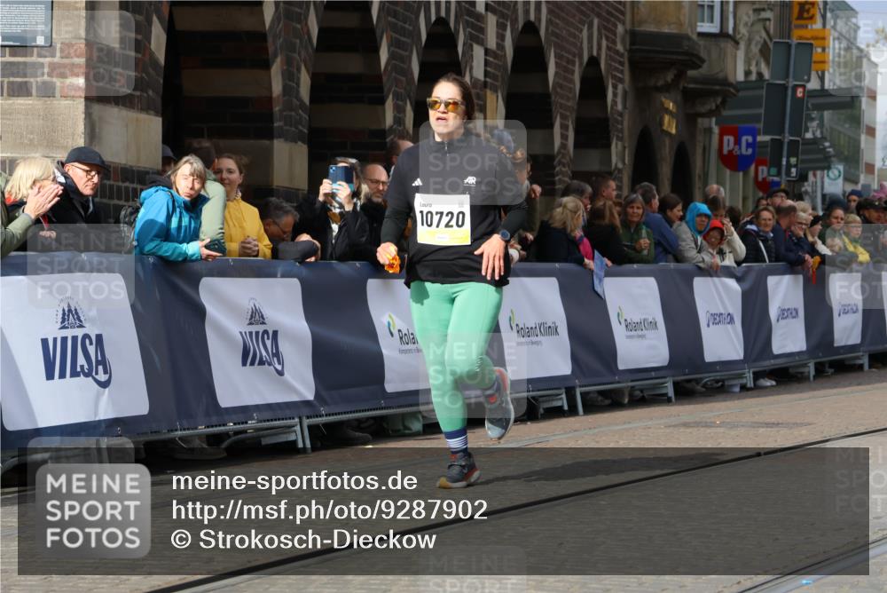 05.10.2025 - 20. swb-Marathon Bremen Strokosch-Dieckow http://msf.ph/oto/9287902 05.10.2025 11:20:40 Ziel 10720 meine-sportfotos.de