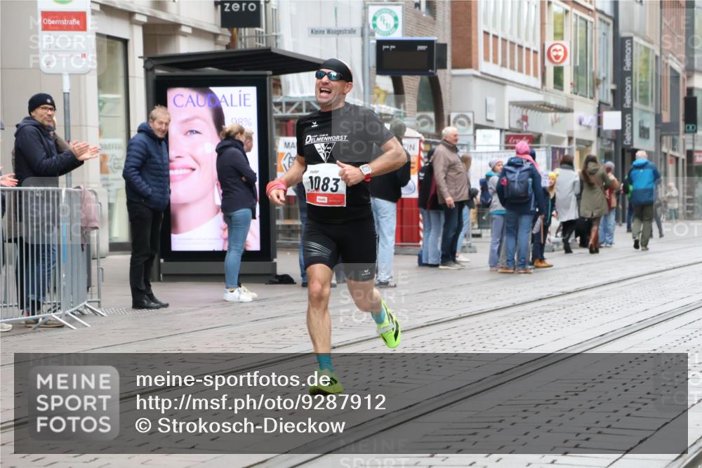 05.10.2025 - 20. swb-Marathon Bremen Strokosch-Dieckow http://msf.ph/oto/9287912 05.10.2025 12:25:55 Ziel 1083, 1083 meine-sportfotos.de