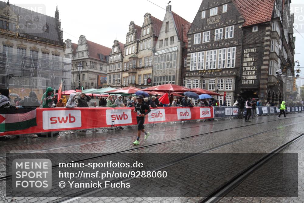 05.10.2025 - 20. swb-Marathon Bremen Yannick Fuchs http://msf.ph/oto/9288060 05.10.2025 14:58:32 Ziel 63 meine-sportfotos.de
