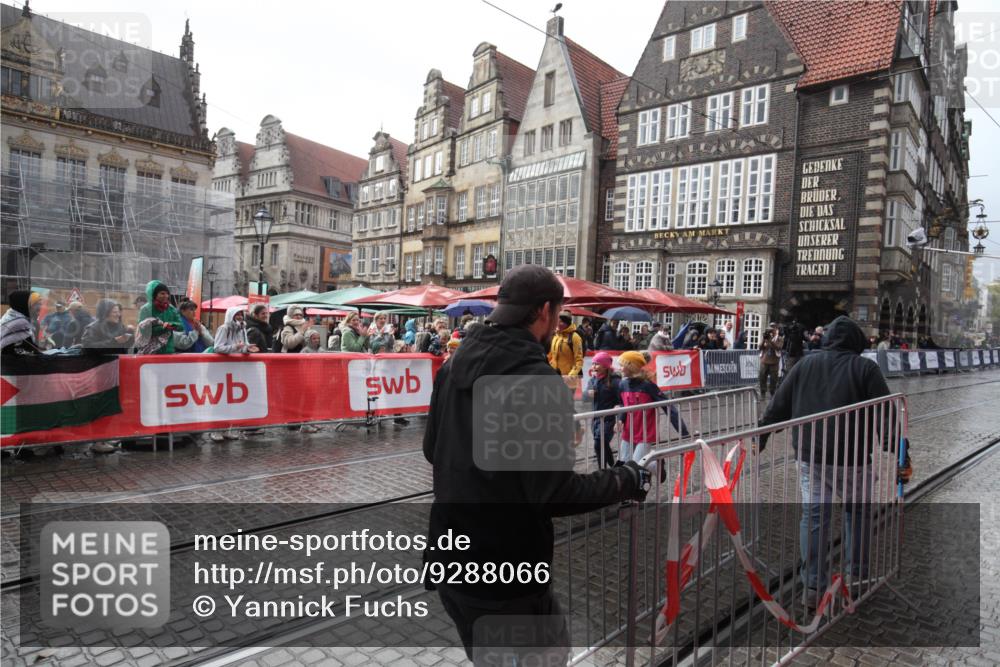 05.10.2025 - 20. swb-Marathon Bremen Yannick Fuchs http://msf.ph/oto/9288066 05.10.2025 14:59:11 Ziel 1442 meine-sportfotos.de