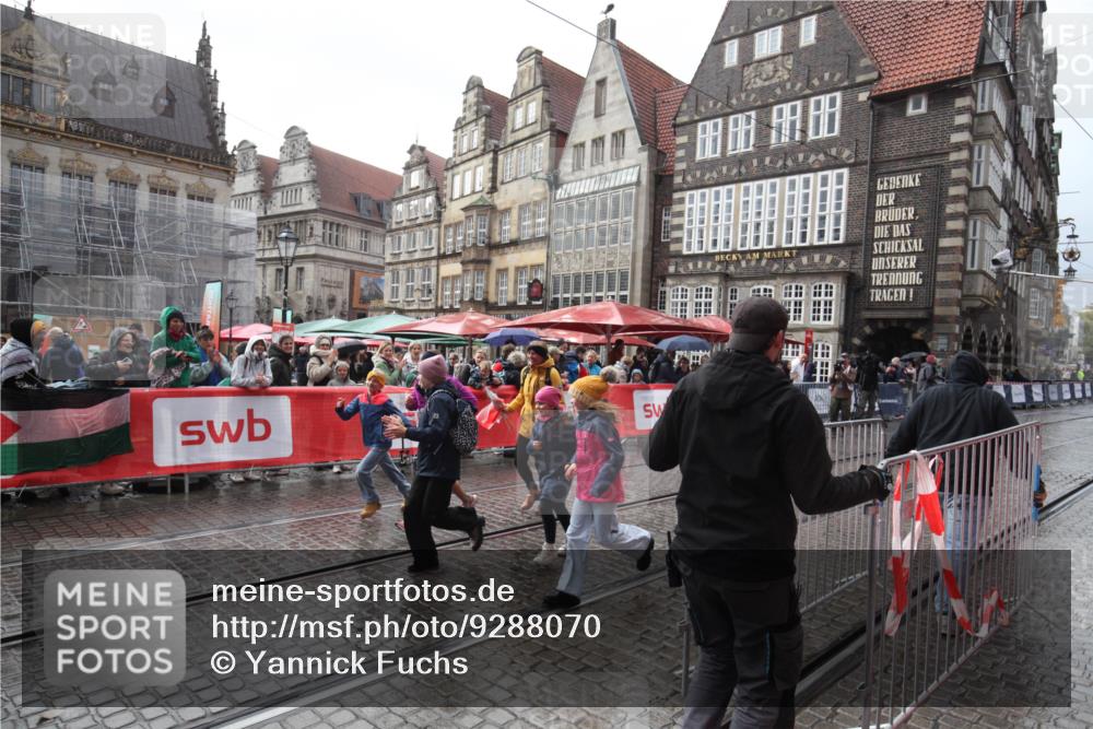 05.10.2025 - 20. swb-Marathon Bremen Yannick Fuchs http://msf.ph/oto/9288070 05.10.2025 14:59:12 Ziel 1442 meine-sportfotos.de