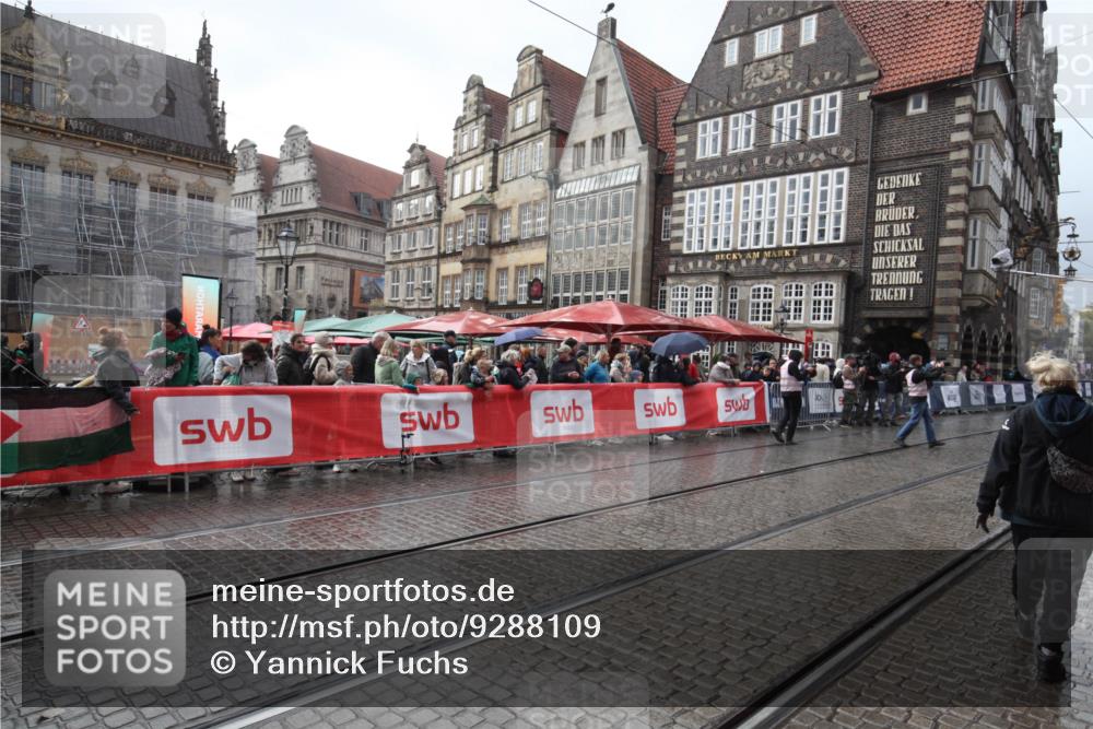 05.10.2025 - 20. swb-Marathon Bremen Yannick Fuchs http://msf.ph/oto/9288109 05.10.2025 14:59:39 Ziel  meine-sportfotos.de