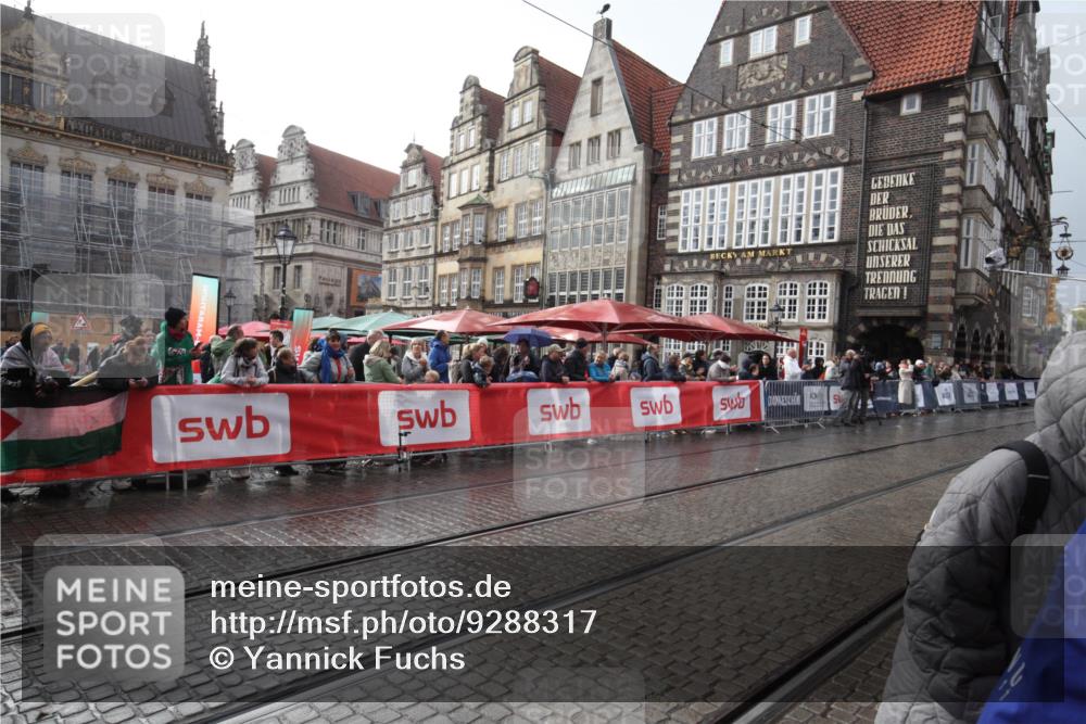 05.10.2025 - 20. swb-Marathon Bremen Yannick Fuchs http://msf.ph/oto/9288317 05.10.2025 15:02:58 Ziel  meine-sportfotos.de