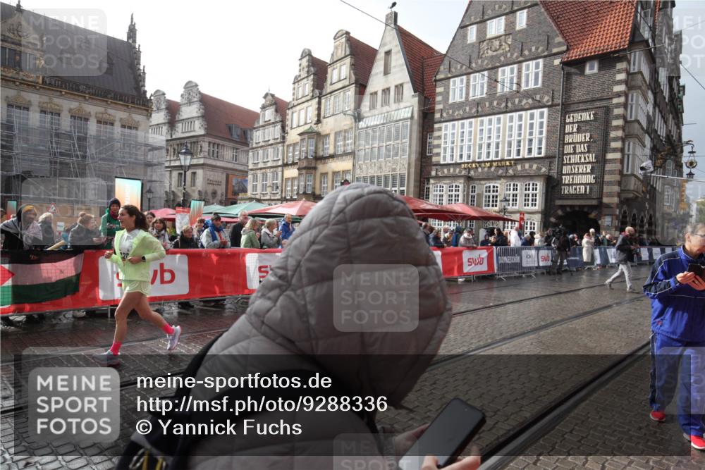 05.10.2025 - 20. swb-Marathon Bremen Yannick Fuchs http://msf.ph/oto/9288336 05.10.2025 15:03:14 Ziel 1820 meine-sportfotos.de
