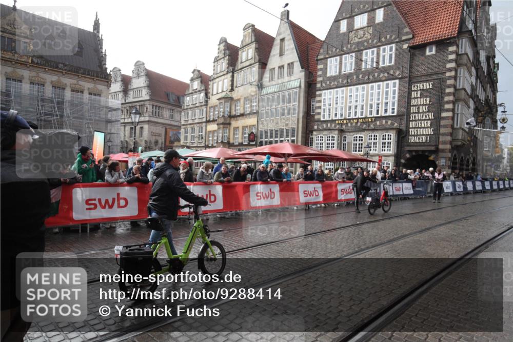 05.10.2025 - 20. swb-Marathon Bremen Yannick Fuchs http://msf.ph/oto/9288414 05.10.2025 15:06:10 Ziel  meine-sportfotos.de