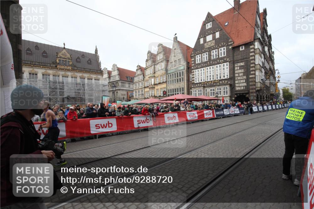 05.10.2025 - 20. swb-Marathon Bremen Yannick Fuchs http://msf.ph/oto/9288720 05.10.2025 10:33:06 Ziel 10894 meine-sportfotos.de