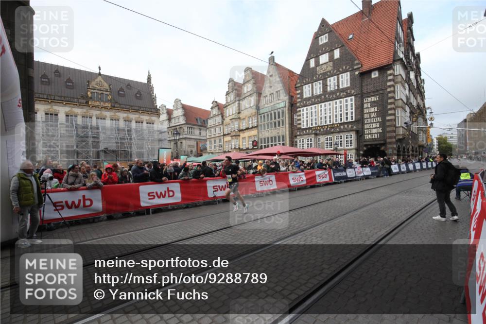 05.10.2025 - 20. swb-Marathon Bremen Yannick Fuchs http://msf.ph/oto/9288789 05.10.2025 10:36:13 Ziel 11188 meine-sportfotos.de