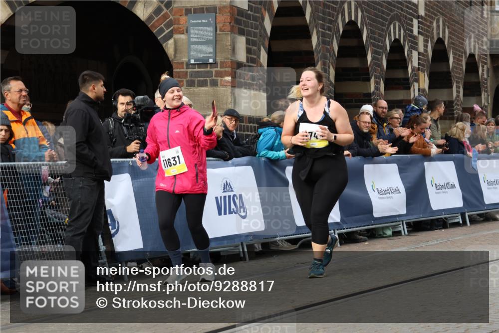05.10.2025 - 20. swb-Marathon Bremen Strokosch-Dieckow http://msf.ph/oto/9288817 05.10.2025 11:21:20 Ziel 11631, 11743 meine-sportfotos.de