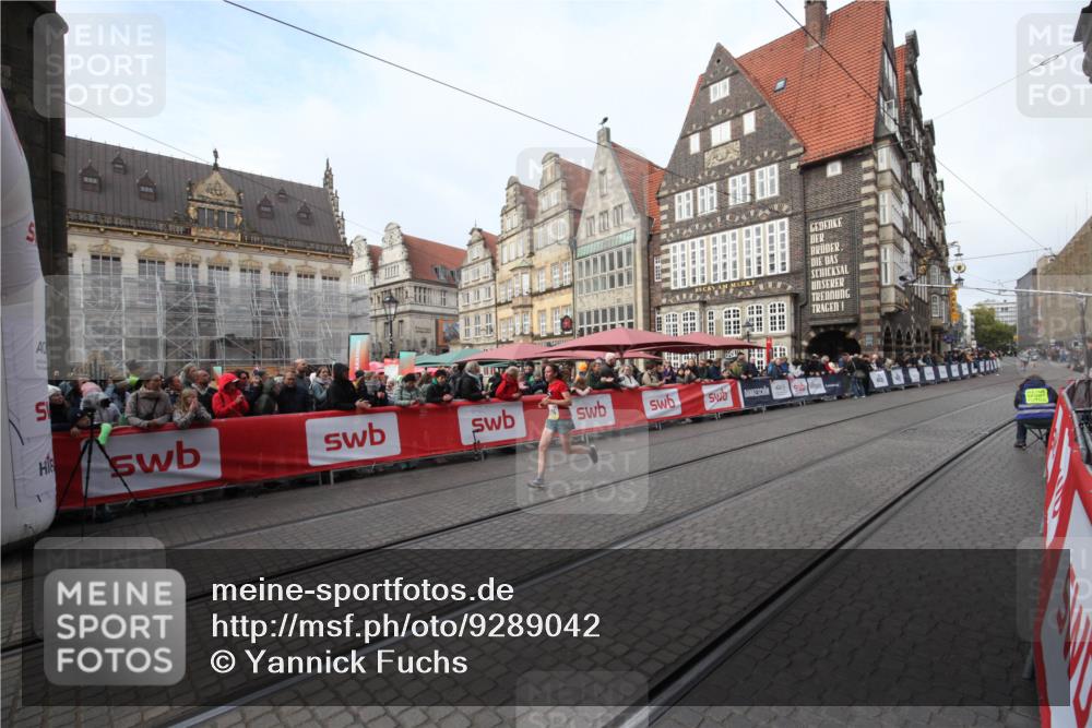 05.10.2025 - 20. swb-Marathon Bremen Yannick Fuchs http://msf.ph/oto/9289042 05.10.2025 10:40:40 Ziel 11114 meine-sportfotos.de